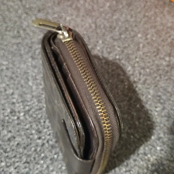 Fendi Zucca Monogram Compact Zippy Wallet - Picture 9 of 15